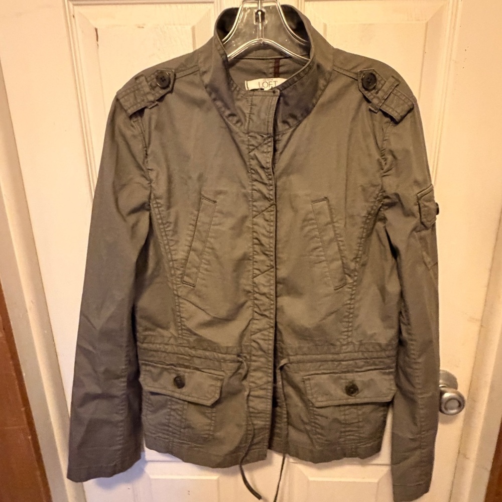 LOFT Jacket - Picture 4 of 8